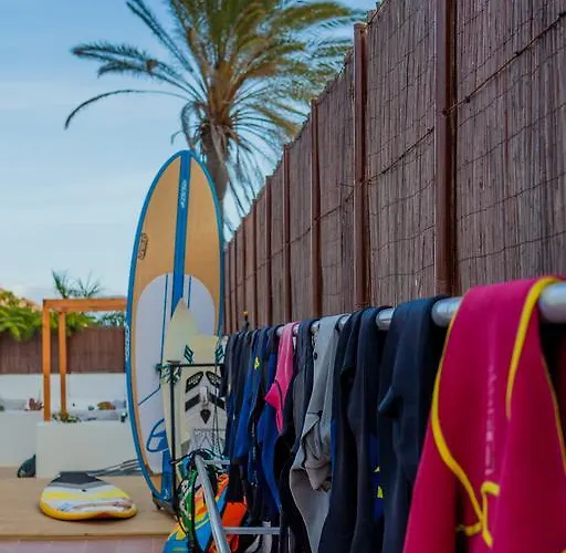 Line Up Kite & Surf Camp * コラレホ