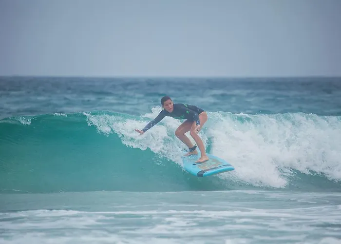 Line Up Kite & Surf Camp ゲストハウス コラレホ