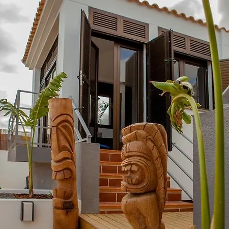 Line Up Kite & Surf Camp Коральео