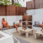 Line Up Kite & Surf Camp Corralejo