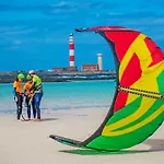 Line Up Kite & Surf Camp