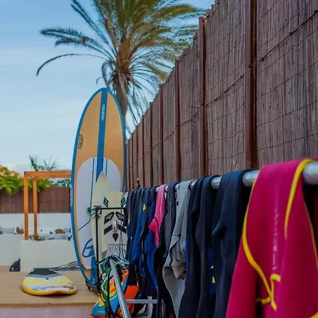 Line Up Kite & Surf Camp * 코라레호